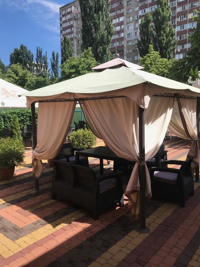 Отель Мини-отель «На Житомирской» Киев-14